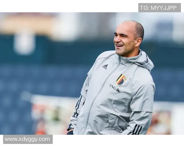 马丁内斯的传奇旅程与足球生涯的辉煌成就探讨